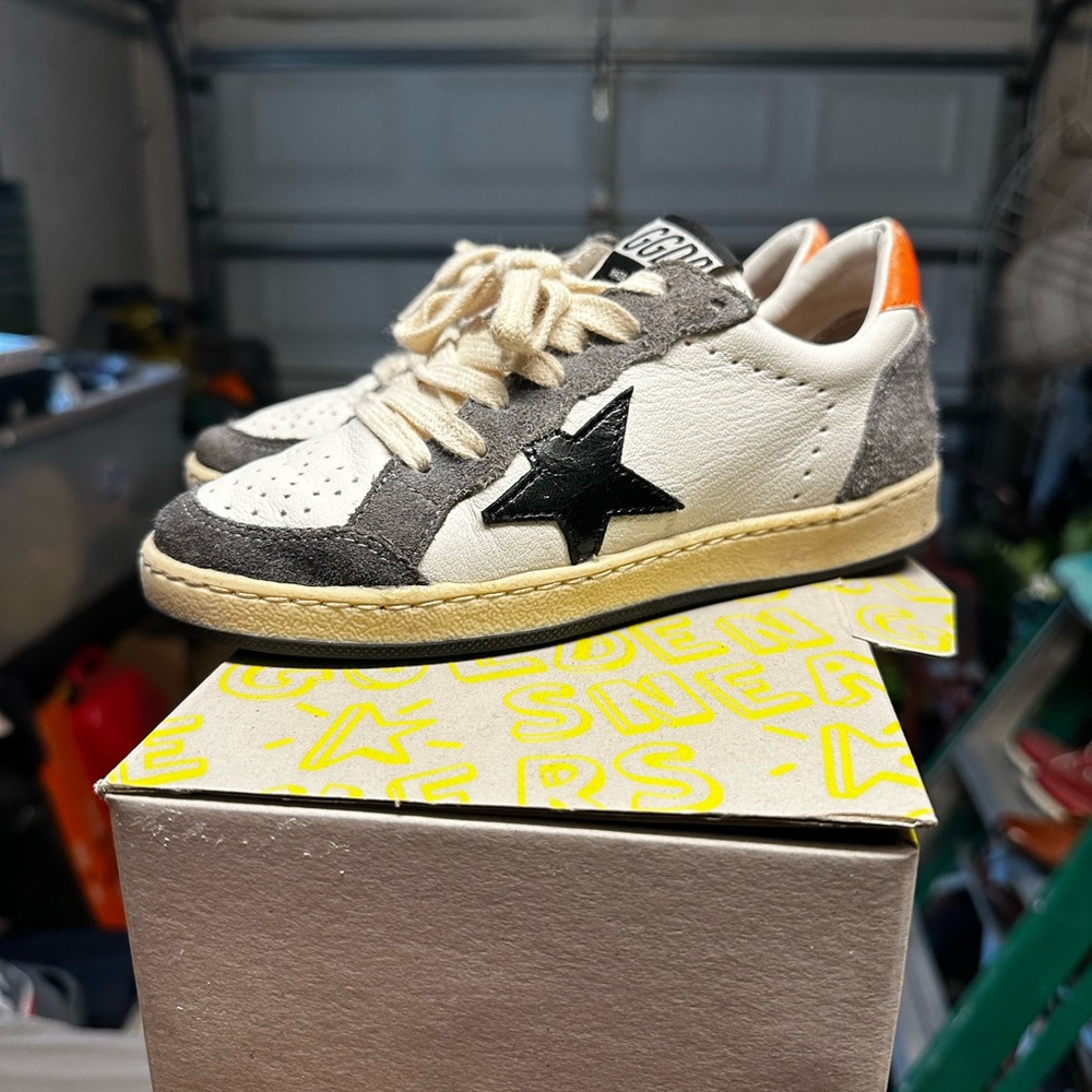 Golden goose sneaker